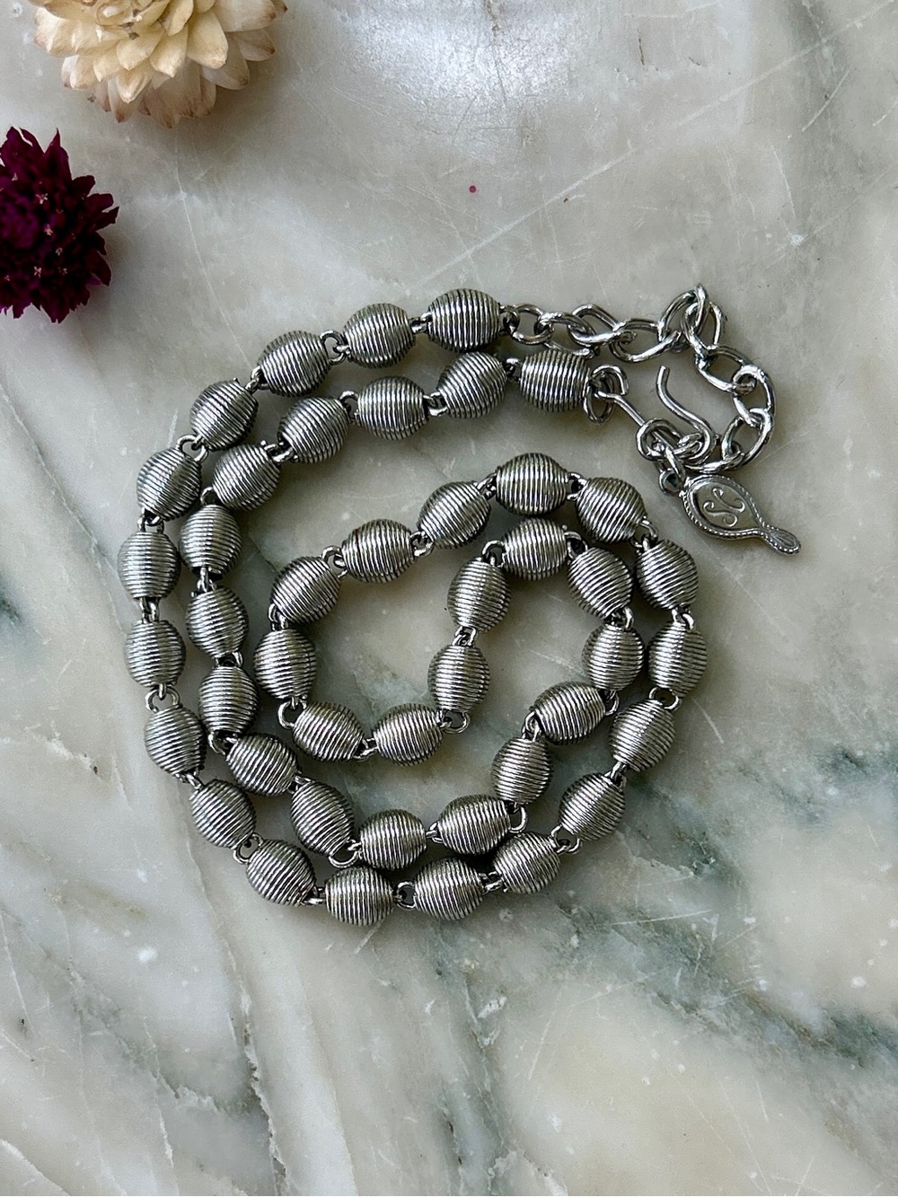 Sarah Coventry Wire Bead Necklace